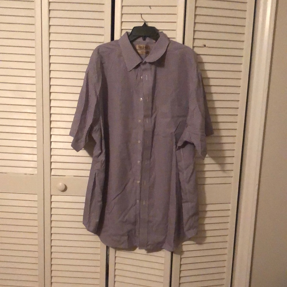 Men’s Button-down Short Sleeved Purple Dress Shirt